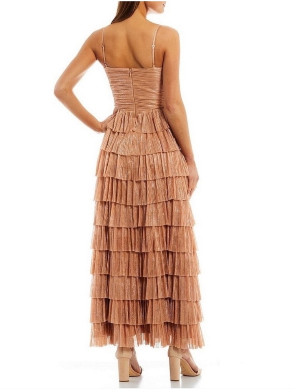 NWT Gianni Bini
Grace Metallic Plisse
Sweetheart Neck
Cut-Out Tiered Dress - Picture 7 of 9